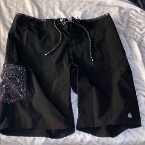 Men’s reef board shorts /swimming trunks